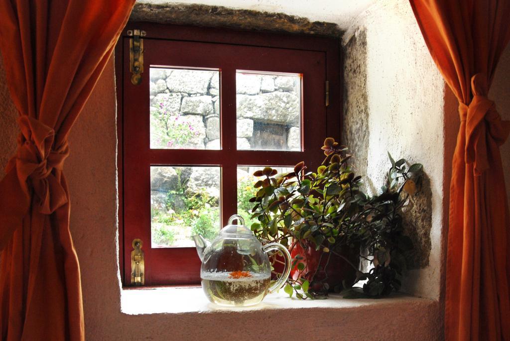 Maison d'hôtes Casas Da Ribeira à Seia Extérieur photo